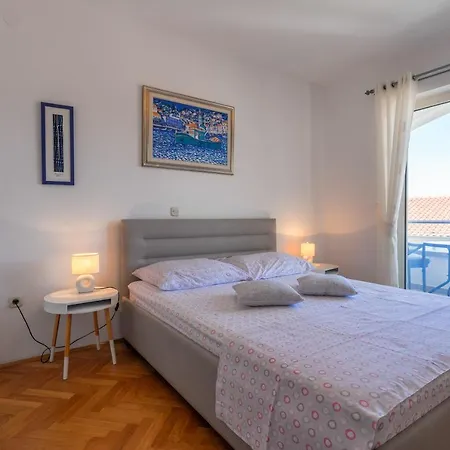 Apartment Jakic Hvar Town